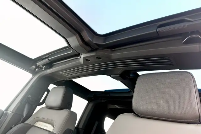 2024 GMC HUMMER EV SUV e4WD 4dr 2X - Photo 10