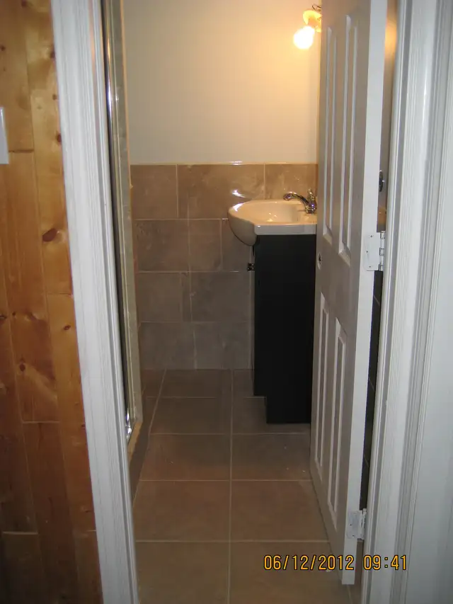 Bachelor basement Apt. in Rexdale area from June 1st, 2026 - Photo 4