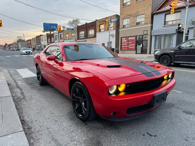 2016 DODGE CHALLENGER SXT PLUS ! NO ACCIDENTS ! CERTIFIED ! - Photo 3