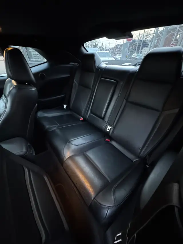 2016 DODGE CHALLENGER SXT PLUS ! NO ACCIDENTS ! CERTIFIED ! - Photo 21