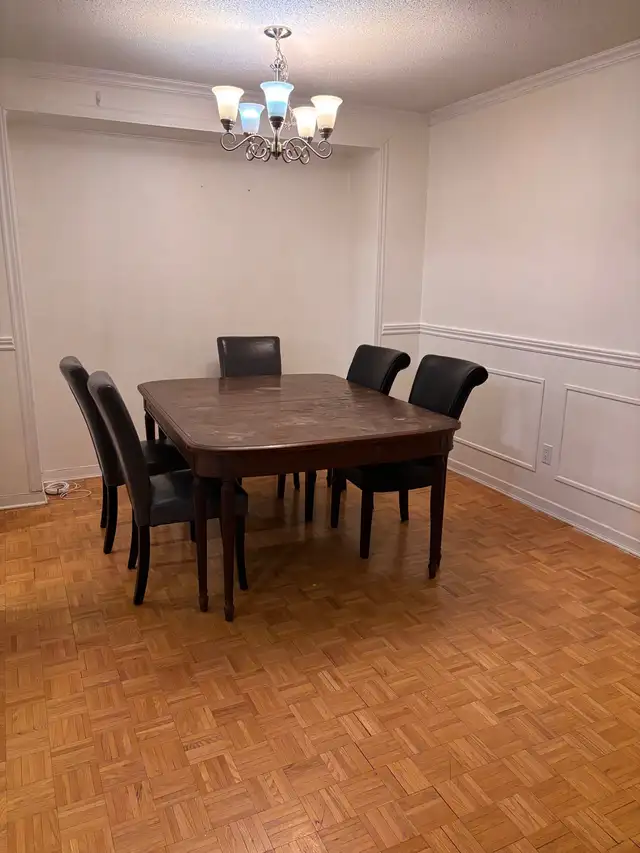 FREE Dining room table and chairs