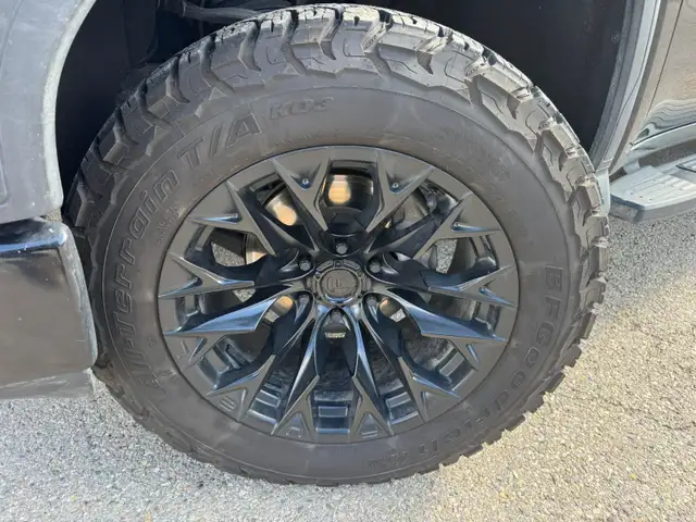 2021 GMC Sierra 1500 - Photo 3