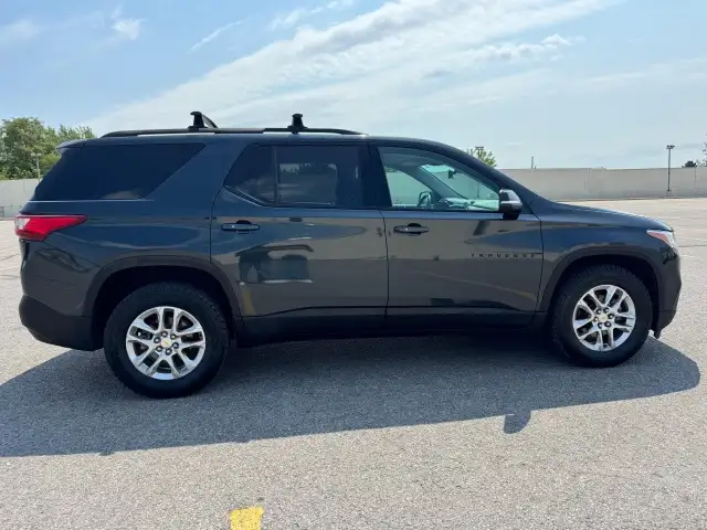 2021 Chevrolet Traverse RS - Photo 14