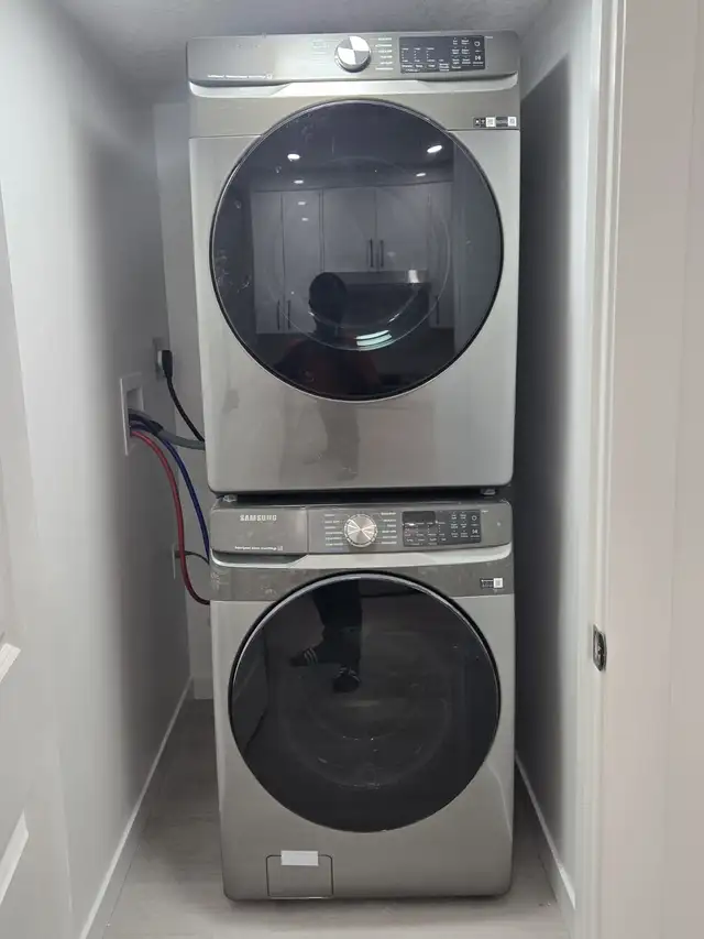 A Legal Basement Suite   Den - Photo 5