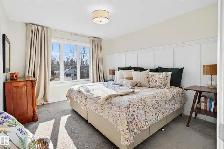 NORTH GLENORA | STUNNING CUSTOM INFILL | $650,000 - Photo 5