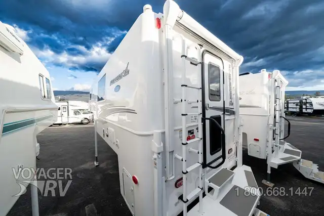 2026 Northern Lite 10.2EX Dry Bath Limited Edition - Photo 3