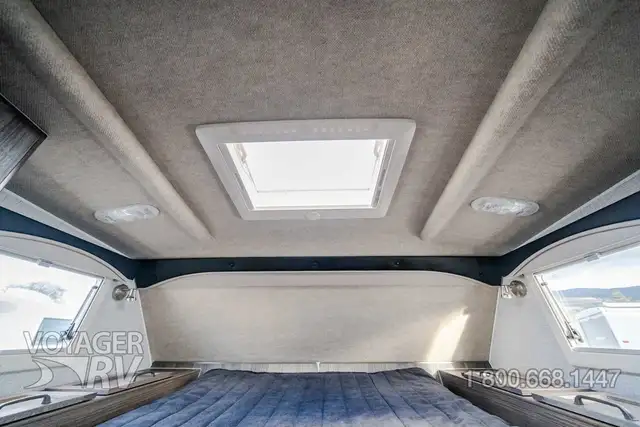 2026 Northern Lite 10.2EX Dry Bath Limited Edition - Photo 22