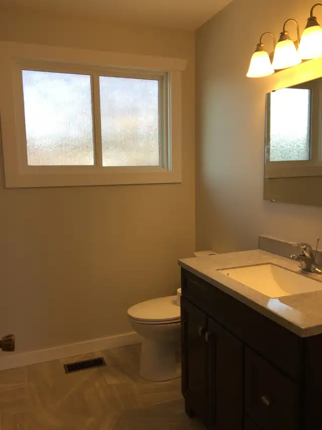 3 Bed / 1 Bath house - Photo 4
