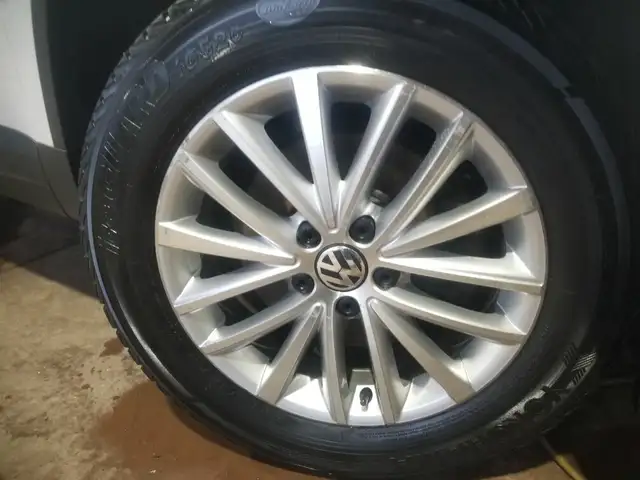 2010 WV Tiguan 2.0i Highline 4Motion | No accidents | Only 123 k - Photo 14