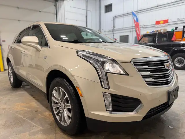 2017 CADILLAC XT5 LUXURY AWD CLEAN TITLE SAFETIED - Photo 6