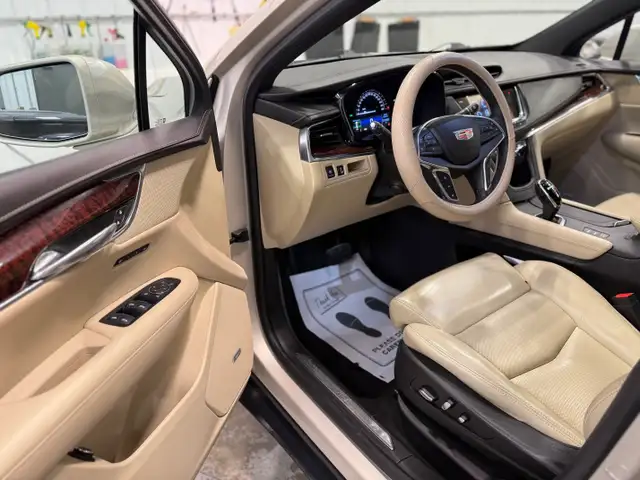 2017 CADILLAC XT5 LUXURY AWD CLEAN TITLE SAFETIED - Photo 13