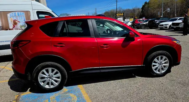 2014 Mazda CX-5 GS Sunroof/Bluetooth/Backup Camera/Heated Seats - Photo 6