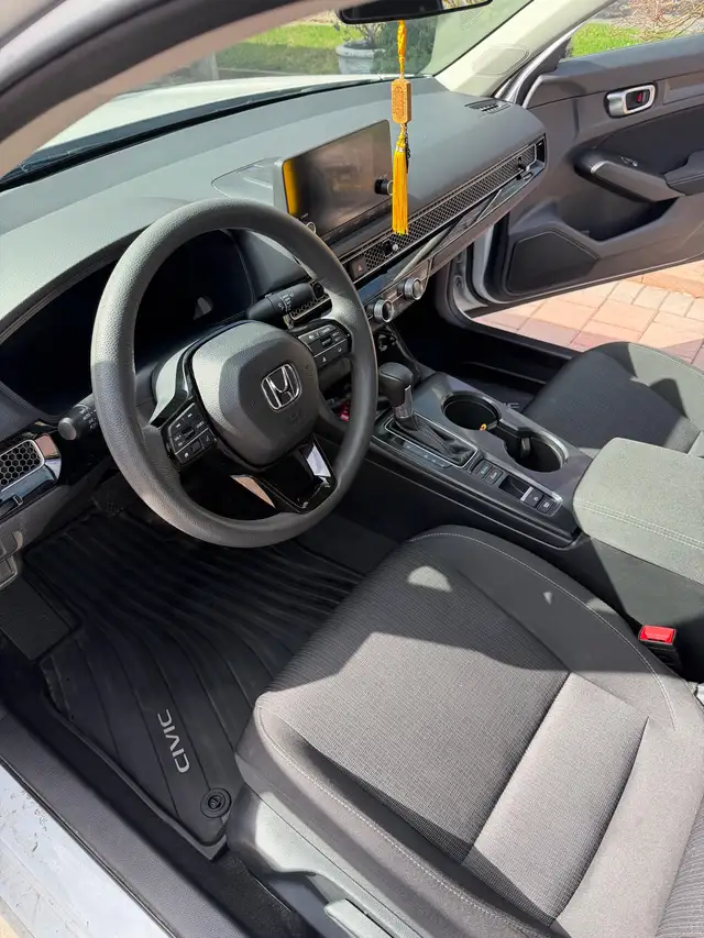 $110 full mobile interior detailing - Photo 3