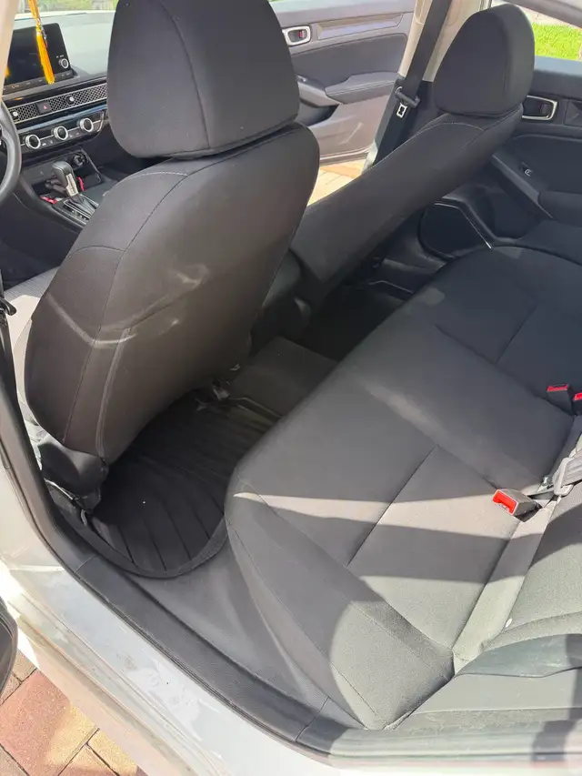 $110 full mobile interior detailing - Photo 4