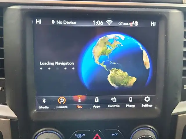 2020 Ram 1500 Classic SLT 4WD - Backup Cam, Parking Distance Con - Photo 6