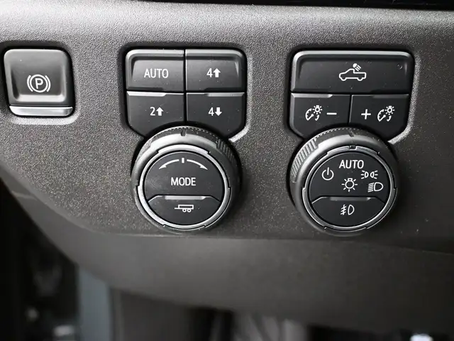 2025 Chevrolet Silverado 1500 Just Arrived & Fully Certified Onl - Photo 18