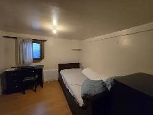 4.3km to UBC, 7-min Drive, 14-min Bike, Ground-floor Furnished