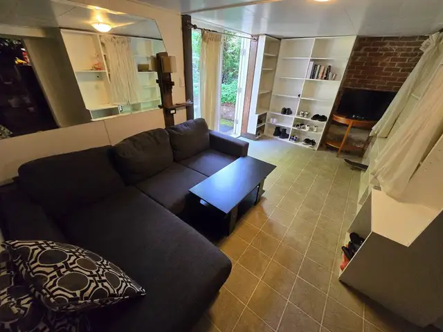 4.3km to UBC, 7-min Drive, 14-min Bike, Ground-floor Furnished - Photo 5