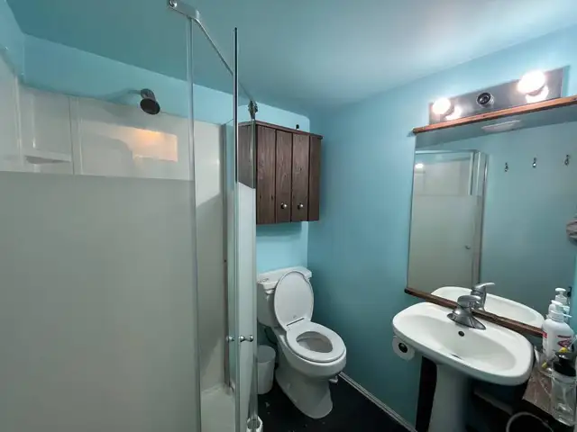 4.3km to UBC, 7-min Drive, 14-min Bike, Ground-floor Furnished - Photo 6