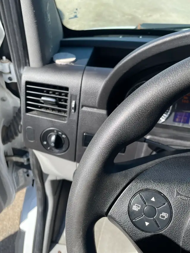 2017 Mercedes-Benz Sprinter 2500 - Photo 8