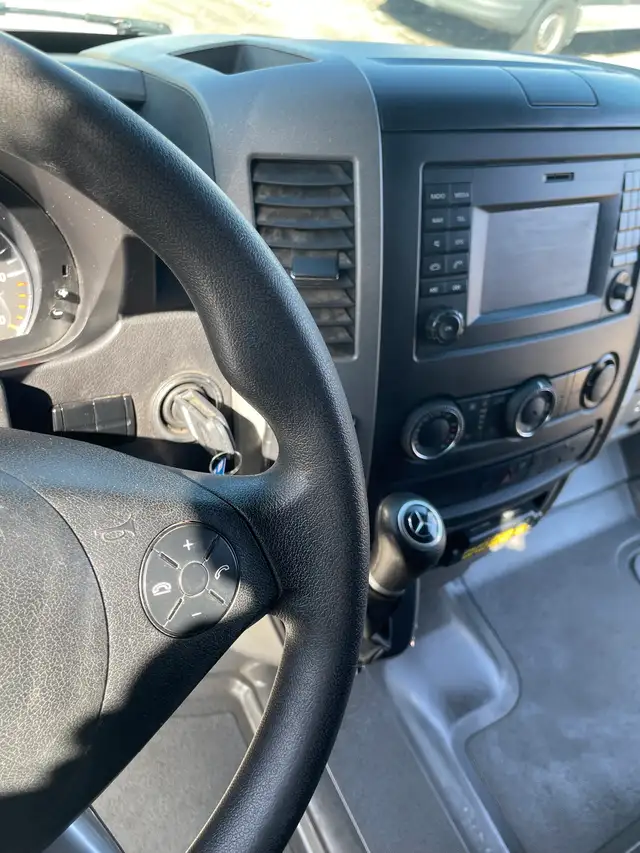 2017 Mercedes-Benz Sprinter 2500 - Photo 10
