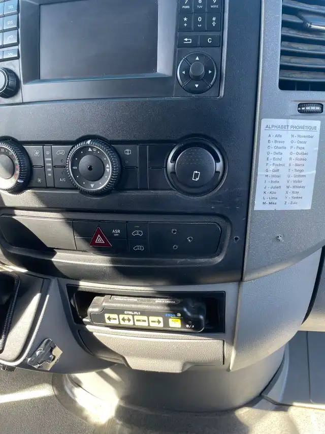 2017 Mercedes-Benz Sprinter 2500 - Photo 15