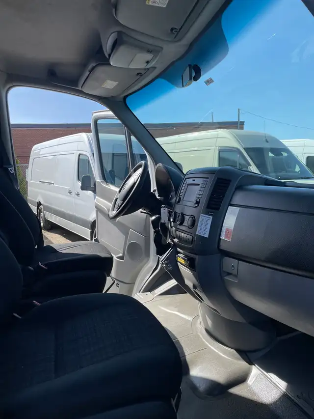 2017 Mercedes-Benz Sprinter 2500 - Photo 26
