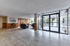 Beautiful  1-Bedroom - metro Cote-Vertu Apartment for Rent - 115 - Photo 3