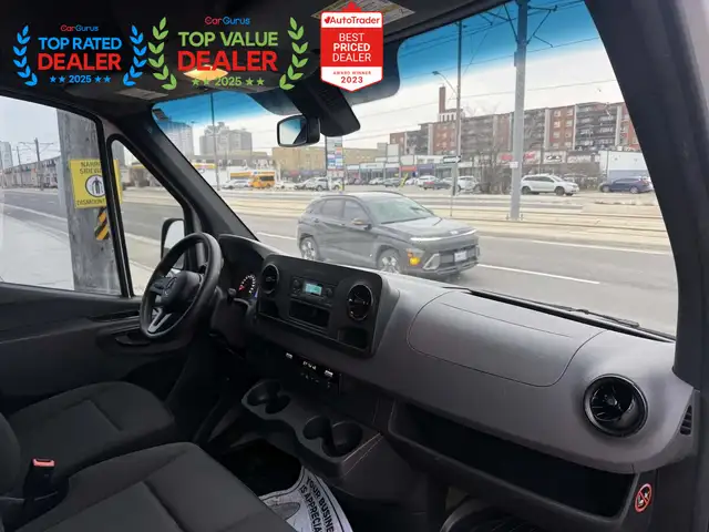 2019 Mercedes-Benz Sprinter 2500 170-in | 3 SEATER | FINANCE - Photo 8
