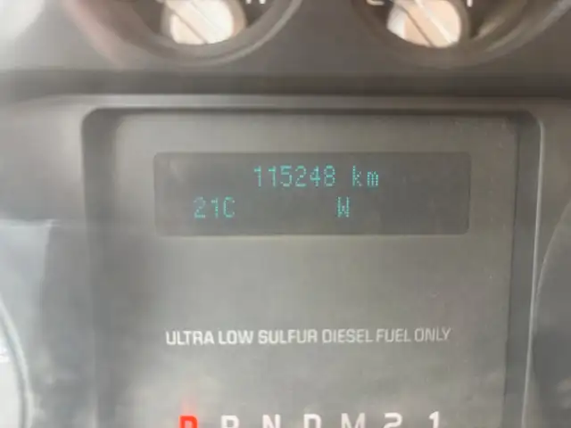 2015 Ford F-550 Reg Cab Service Body 4X4 XLT 6.7L - Clean Title - Photo 20