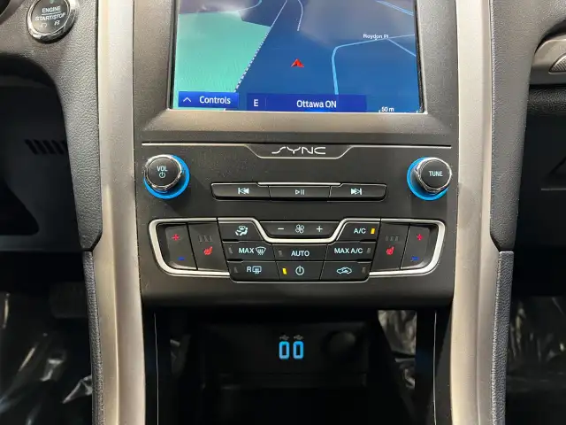 2020 Ford Fusion Hybrid - Photo 27