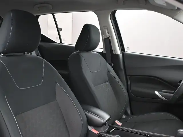 2024 Nissan Kicks SV Heated Seats & Steering Wheel I Apple CarPl - Photo 25