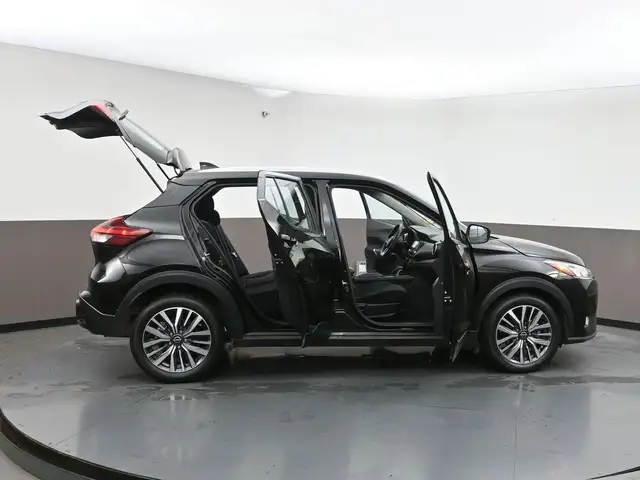 2024 Nissan Kicks SV Heated Seats & Steering Wheel I Apple CarPl - Photo 49