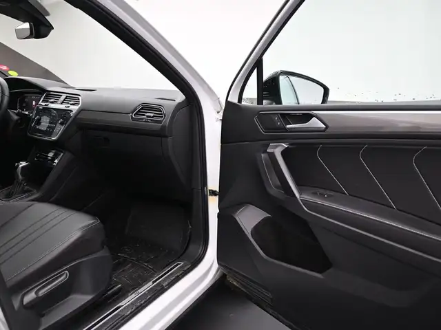 2022 Volkswagen Tiguan COMFORTLINE R-LINE AWD SUNROOF, LEATHERET - Photo 27
