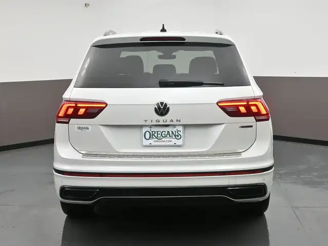 2022 Volkswagen Tiguan COMFORTLINE R-LINE AWD SUNROOF, LEATHERET - Photo 32