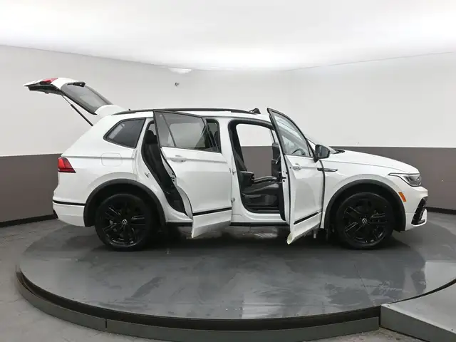 2022 Volkswagen Tiguan COMFORTLINE R-LINE AWD SUNROOF, LEATHERET - Photo 43