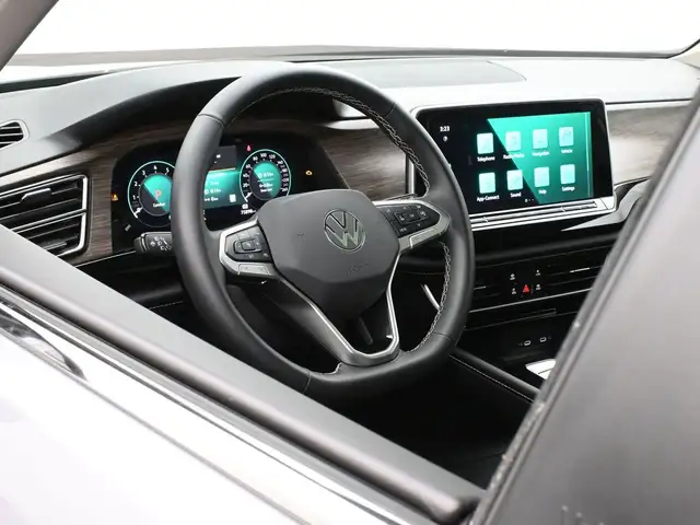 2024 Volkswagen Atlas Highline HEATED SEATS, HEATED STEERING WHE - Photo 6