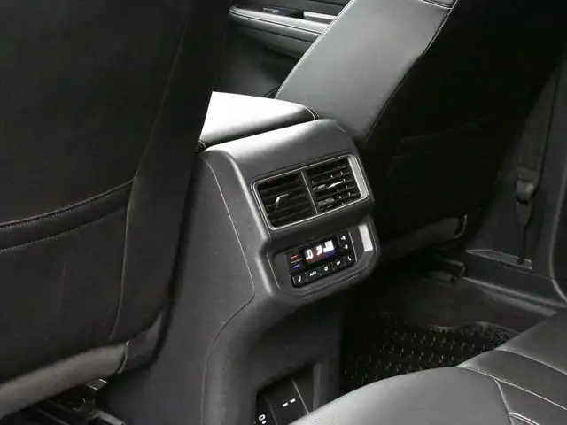 2024 Volkswagen Atlas Highline HEATED SEATS, HEATED STEERING WHE - Photo 22