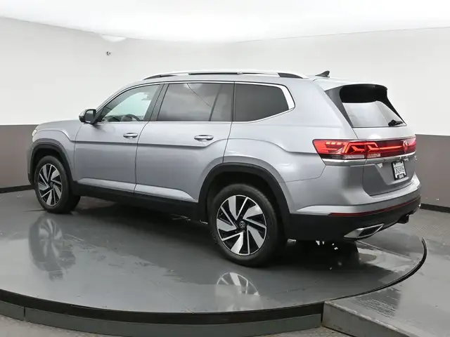 2024 Volkswagen Atlas Highline HEATED SEATS, HEATED STEERING WHE - Photo 35