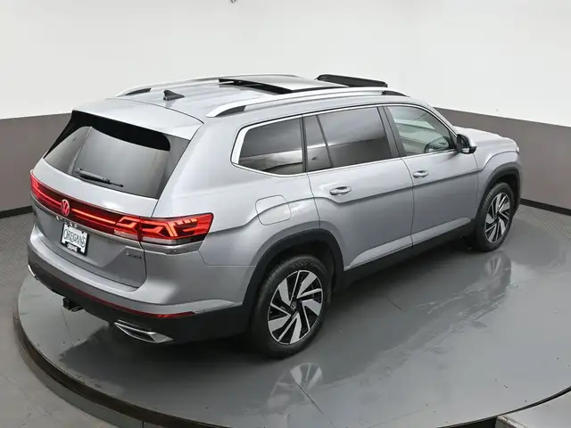 2024 Volkswagen Atlas Highline HEATED SEATS, HEATED STEERING WHE - Photo 53