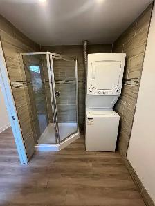 Brand New 1 Bedroom Apartment With Laundry! - Photo 4