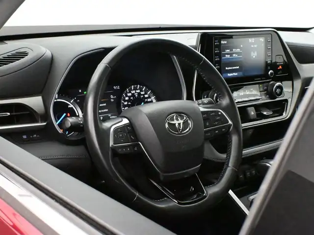 2021 Toyota Highlander Hybrid XLE | AWD | POWER SUNROOF | HEATED - Photo 6