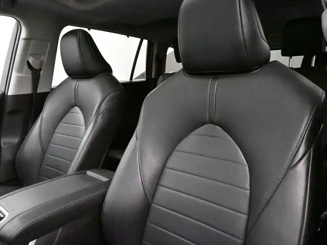 2021 Toyota Highlander Hybrid XLE | AWD | POWER SUNROOF | HEATED - Photo 7