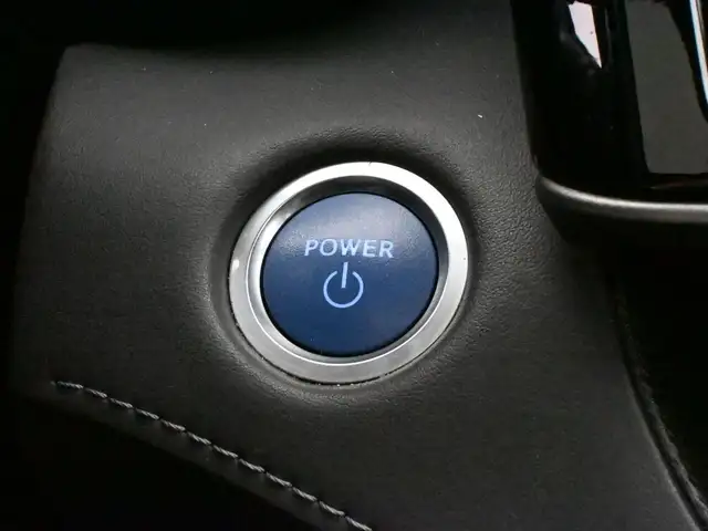 2021 Toyota Highlander Hybrid XLE | AWD | POWER SUNROOF | HEATED - Photo 16