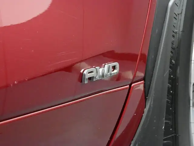 2021 Toyota Highlander Hybrid XLE | AWD | POWER SUNROOF | HEATED - Photo 32