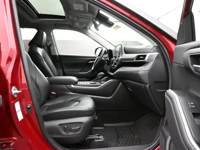 2021 Toyota Highlander Hybrid XLE | AWD | POWER SUNROOF | HEATED - Photo 34