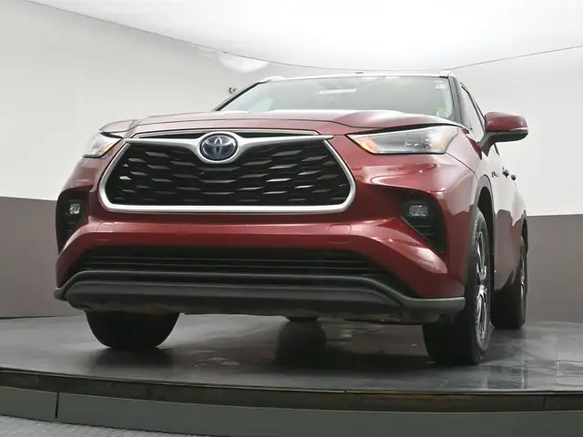 2021 Toyota Highlander Hybrid XLE | AWD | POWER SUNROOF | HEATED - Photo 43