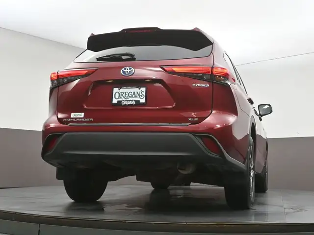 2021 Toyota Highlander Hybrid XLE | AWD | POWER SUNROOF | HEATED - Photo 47