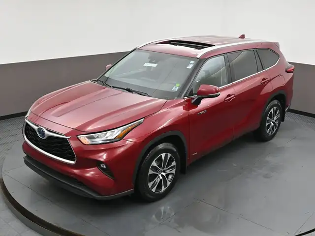 2021 Toyota Highlander Hybrid XLE | AWD | POWER SUNROOF | HEATED - Photo 50