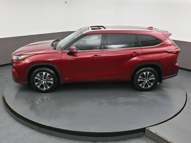 2021 Toyota Highlander Hybrid XLE | AWD | POWER SUNROOF | HEATED - Photo 51